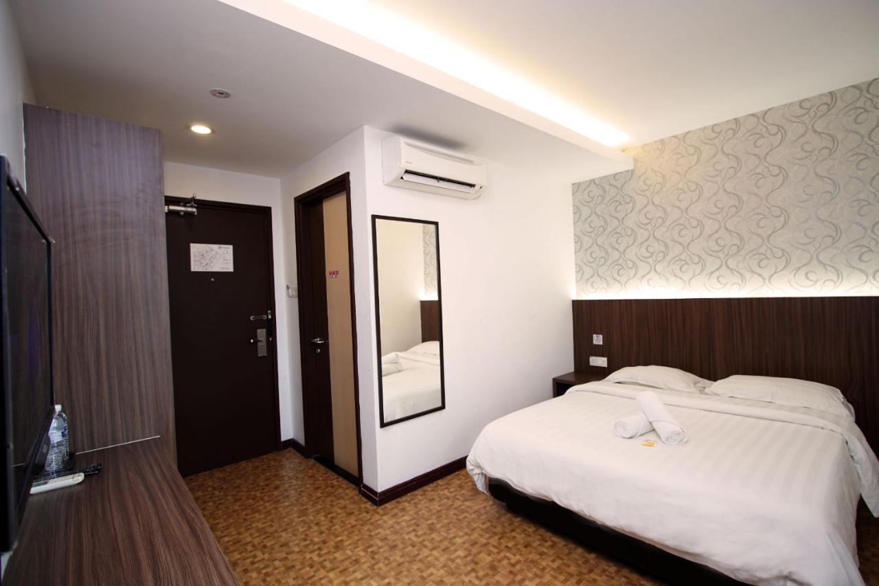 Pavilion Inn Miri Exterior photo