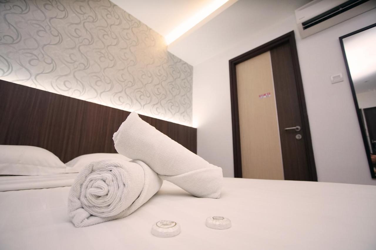 Pavilion Inn Miri Exterior photo