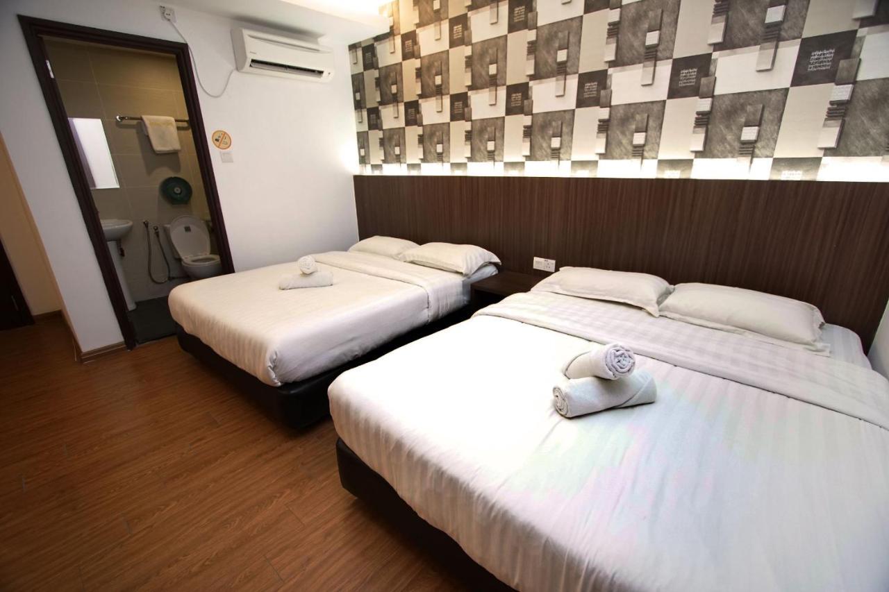 Pavilion Inn Miri Exterior photo